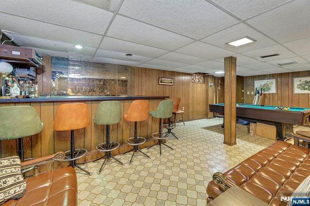 979 River Road, New Milford, NJ 07646