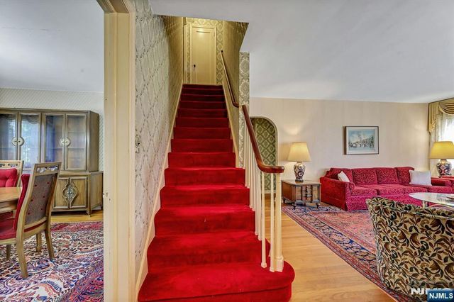 979 River Road, New Milford, NJ 07646