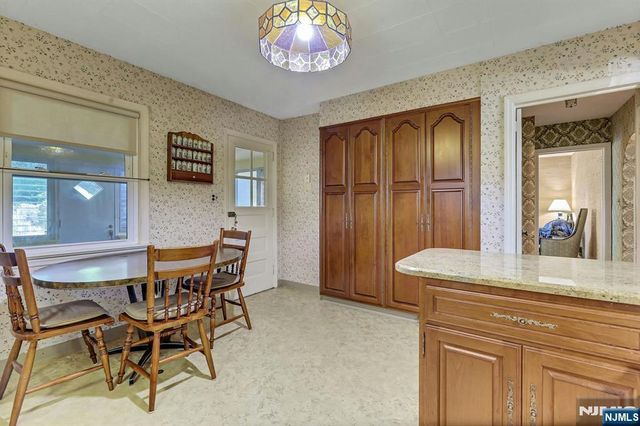 979 River Road, New Milford, NJ 07646