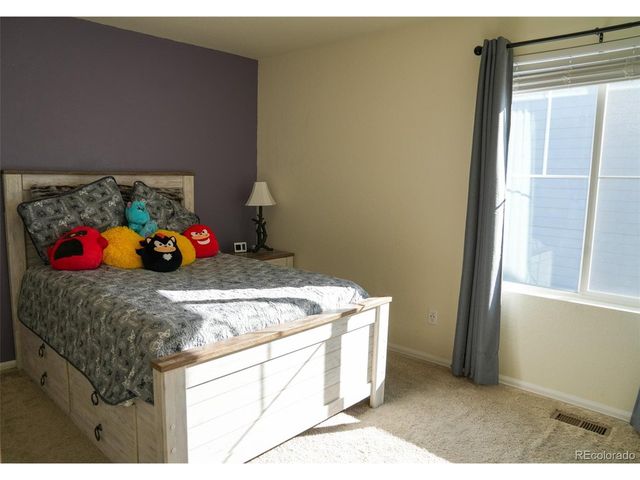 984 Black Saddle St, Elizabeth, CO 80107