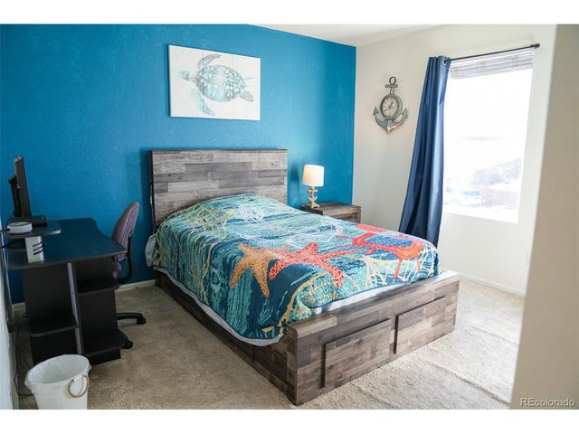 984 Black Saddle St, Elizabeth, CO 80107