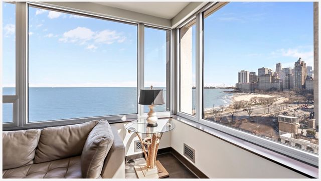 1300 N Lake Shore Drive 9A, Chicago, IL 60610