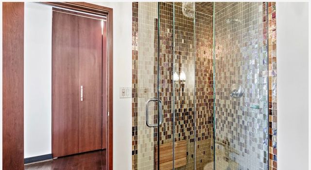 1300 N Lake Shore Drive 9A, Chicago, IL 60610