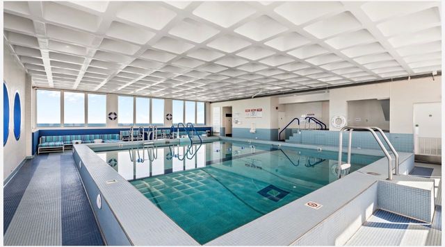 1300 N Lake Shore Drive 9A, Chicago, IL 60610