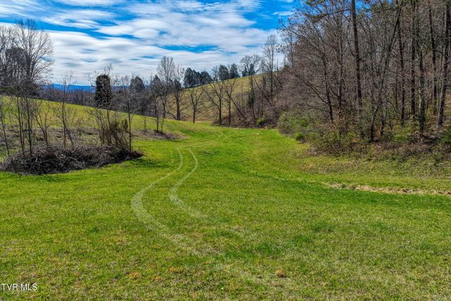 271 Willis Road, Rogersville, TN 37857