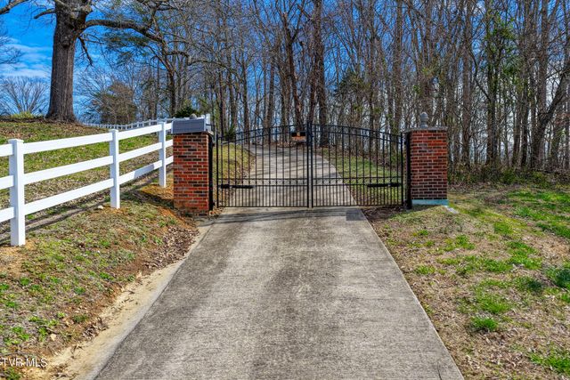 271 Willis Road, Rogersville, TN 37857