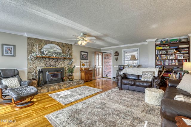 271 Willis Road, Rogersville, TN 37857