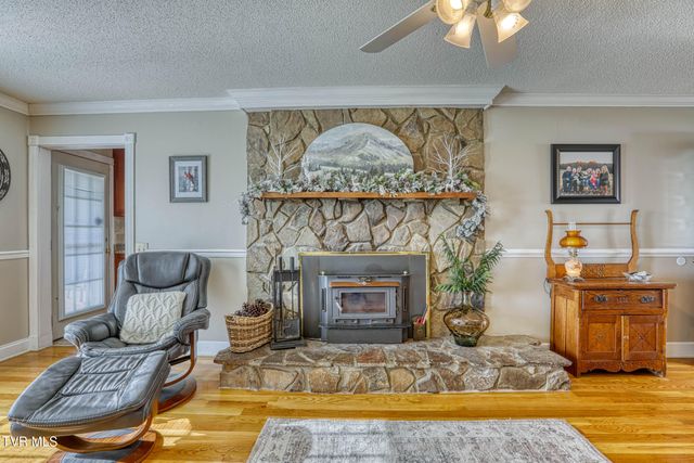 271 Willis Road, Rogersville, TN 37857