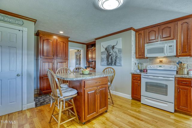 271 Willis Road, Rogersville, TN 37857