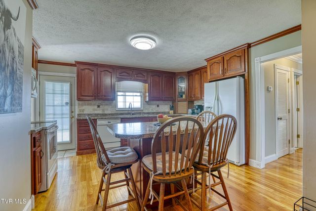 271 Willis Road, Rogersville, TN 37857