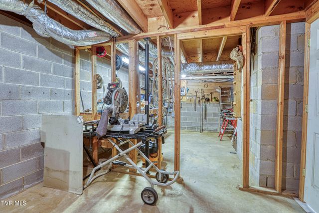 271 Willis Road, Rogersville, TN 37857