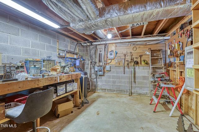 271 Willis Road, Rogersville, TN 37857