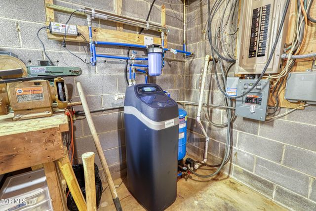 271 Willis Road, Rogersville, TN 37857