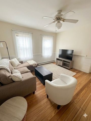 74 Gore St 2, Cambridge, MA 02141