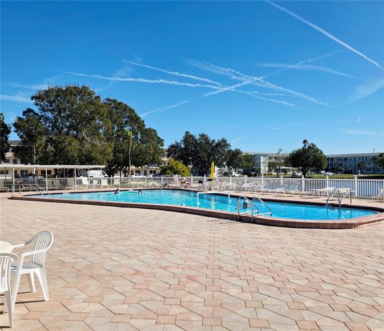 5945 21ST STREET N 18, St Petersburg, FL 33714