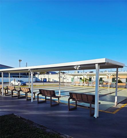 5945 21ST STREET N 18, St Petersburg, FL 33714