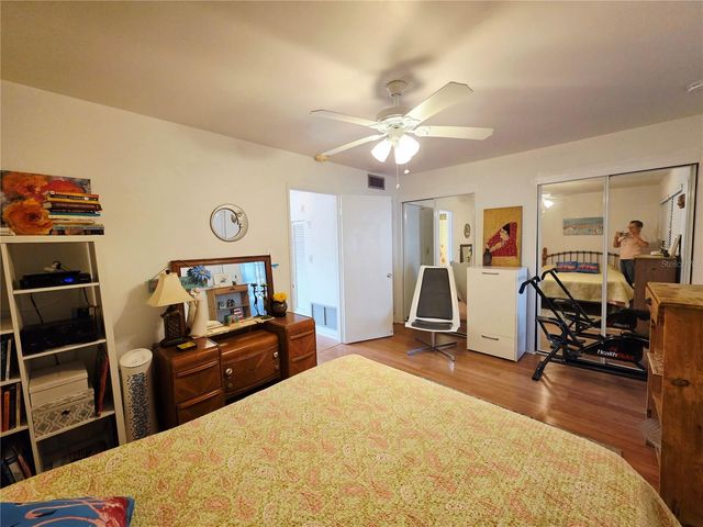 5945 21ST STREET N 18, St Petersburg, FL 33714