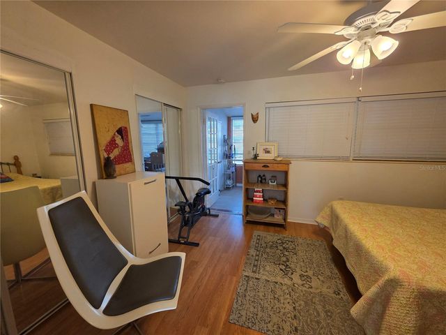 5945 21ST STREET N 18, St Petersburg, FL 33714