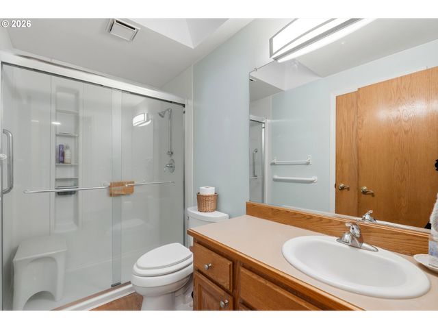 12229 Sw MILLVIEW Ct, Portland, OR 97223