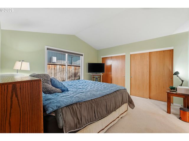 12229 Sw MILLVIEW Ct, Portland, OR 97223