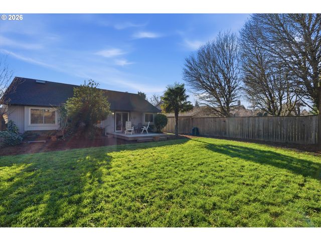 12229 Sw MILLVIEW Ct, Portland, OR 97223