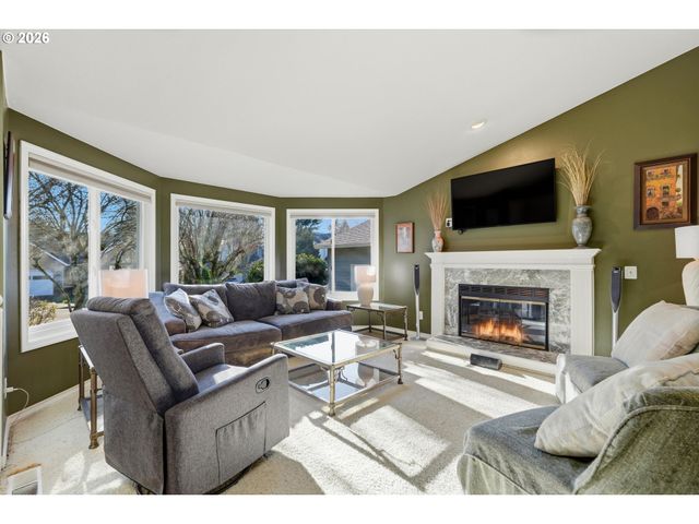 12229 Sw MILLVIEW Ct, Portland, OR 97223