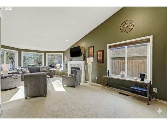 12229 Sw MILLVIEW Ct, Portland, OR 97223