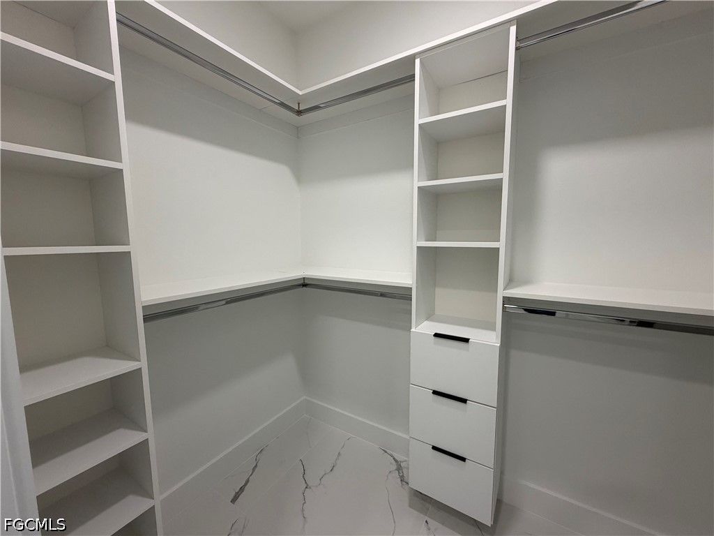 Image 15 of property listing at 112 NE 6th ST, Cape Coral, FL 33909