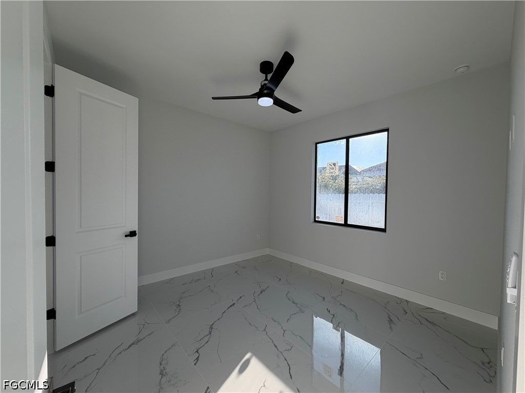 Image 18 of property listing at 112 NE 6th ST, Cape Coral, FL 33909