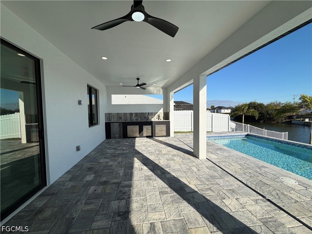 Image 27 of property listing at 112 NE 6th ST, Cape Coral, FL 33909