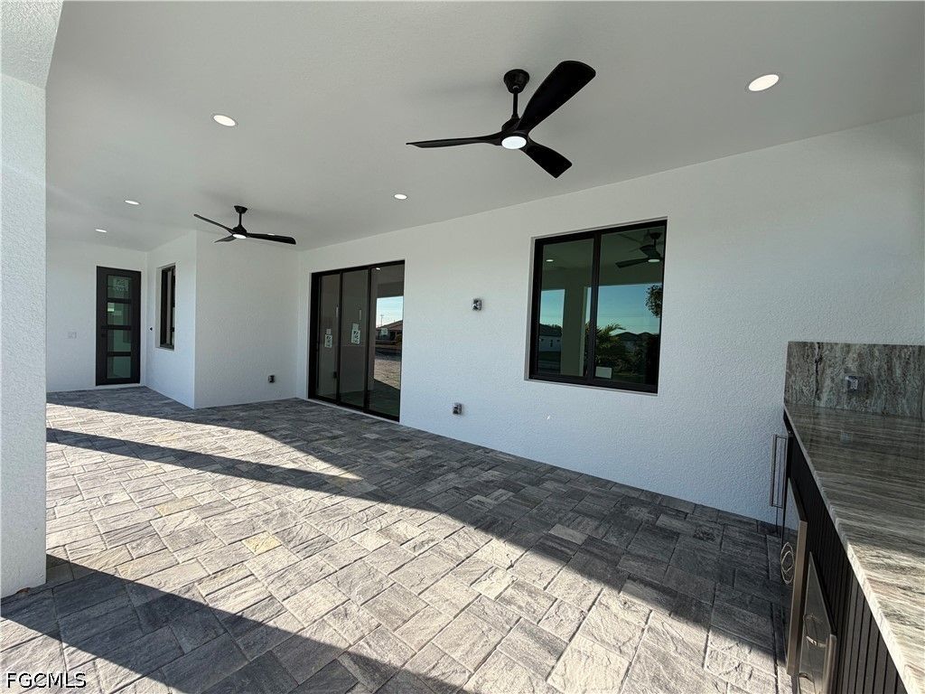 Image 28 of property listing at 112 NE 6th ST, Cape Coral, FL 33909