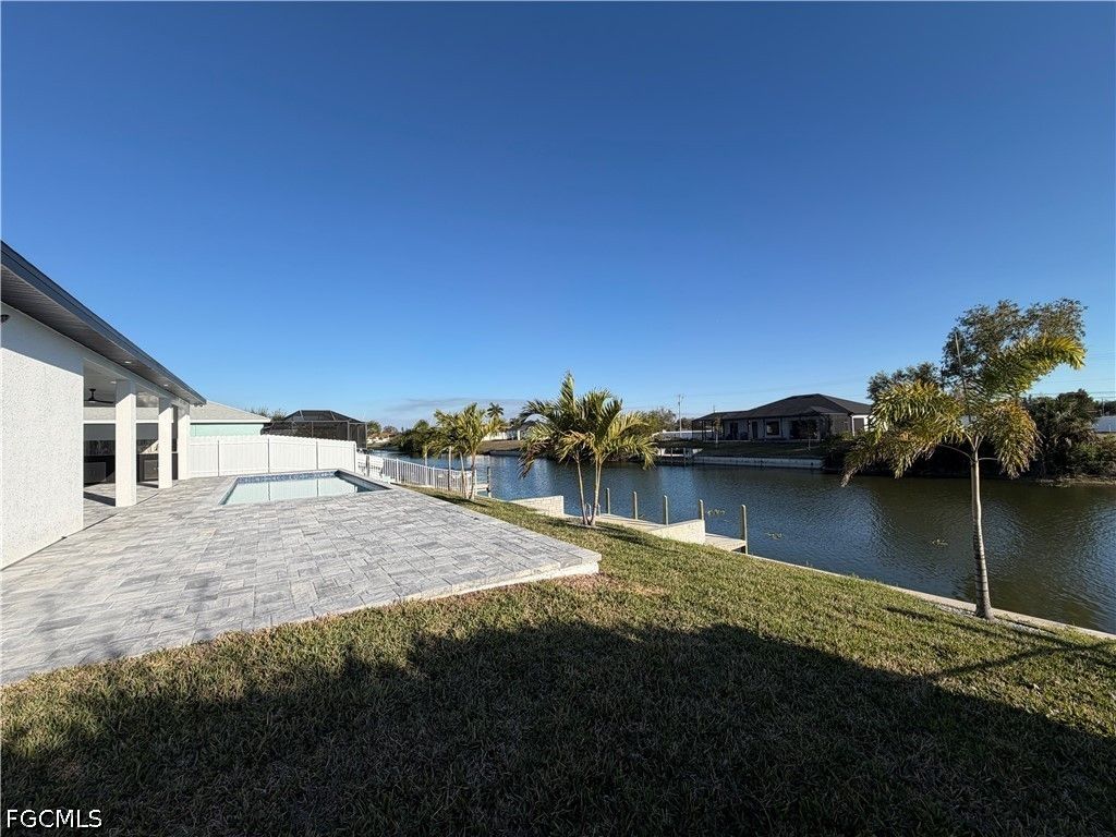 Image 30 of property listing at 112 NE 6th ST, Cape Coral, FL 33909