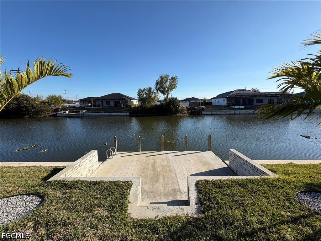 Image 33 of property listing at 112 NE 6th ST, Cape Coral, FL 33909