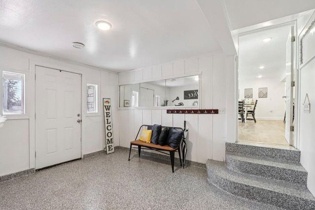 9205 S Chicago ROAD, Oak Creek, WI 53154