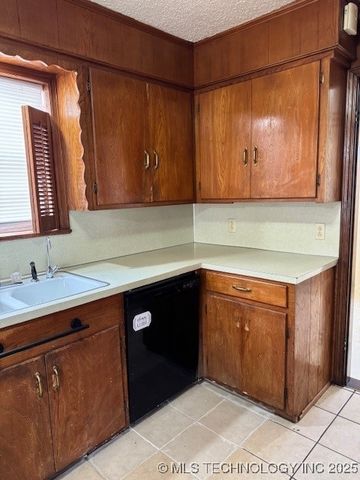 707 Maxwell NW, Ardmore, OK 73401