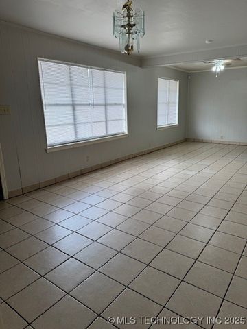 707 Maxwell NW, Ardmore, OK 73401