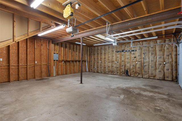 117 Lake View DR, Spicewood, TX 78669