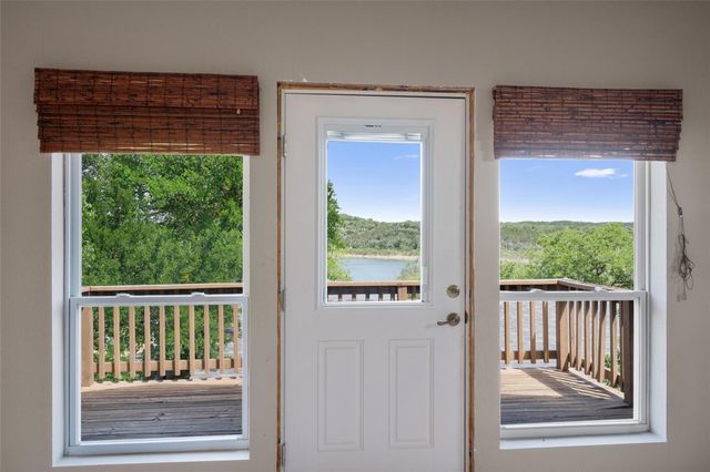 117 Lake View DR, Spicewood, TX 78669