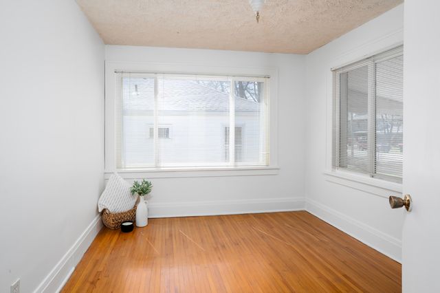 706 S Rogers Avenue, Springfield, MO 65804