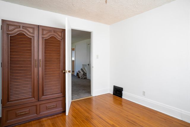 706 S Rogers Avenue, Springfield, MO 65804