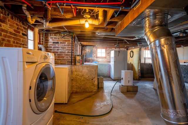 706 S Rogers Avenue, Springfield, MO 65804