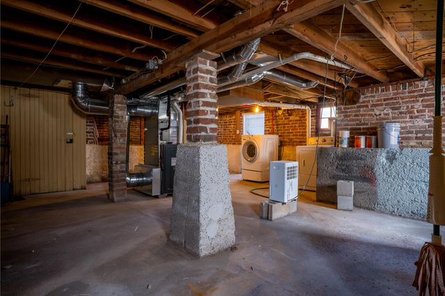 706 S Rogers Avenue, Springfield, MO 65804