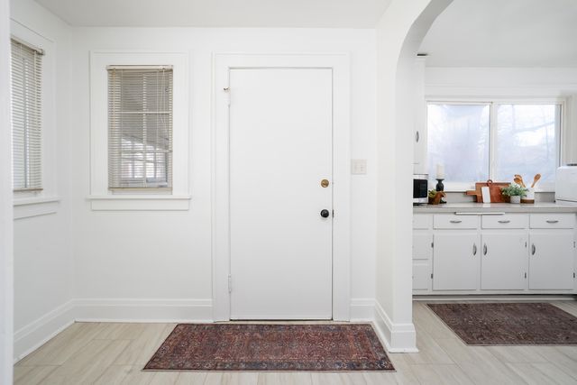 706 S Rogers Avenue, Springfield, MO 65804