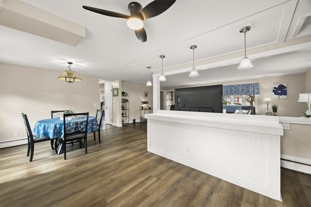 200 Glen Drive, Warwick, RI 02886