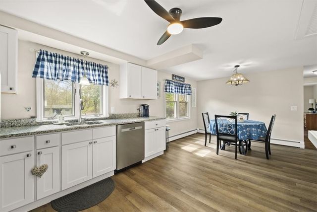 200 Glen Drive, Warwick, RI 02886