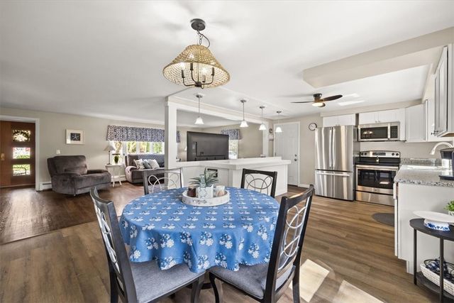 200 Glen Drive, Warwick, RI 02886