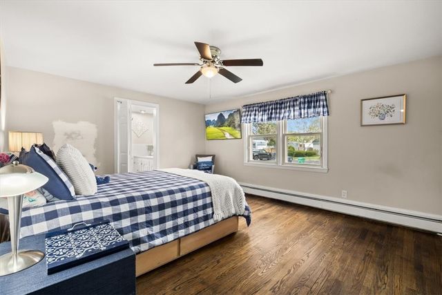200 Glen Drive, Warwick, RI 02886