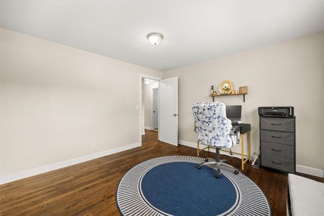 200 Glen Drive, Warwick, RI 02886