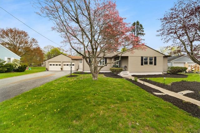 200 Glen Drive, Warwick, RI 02886