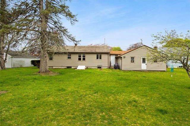 200 Glen Drive, Warwick, RI 02886
